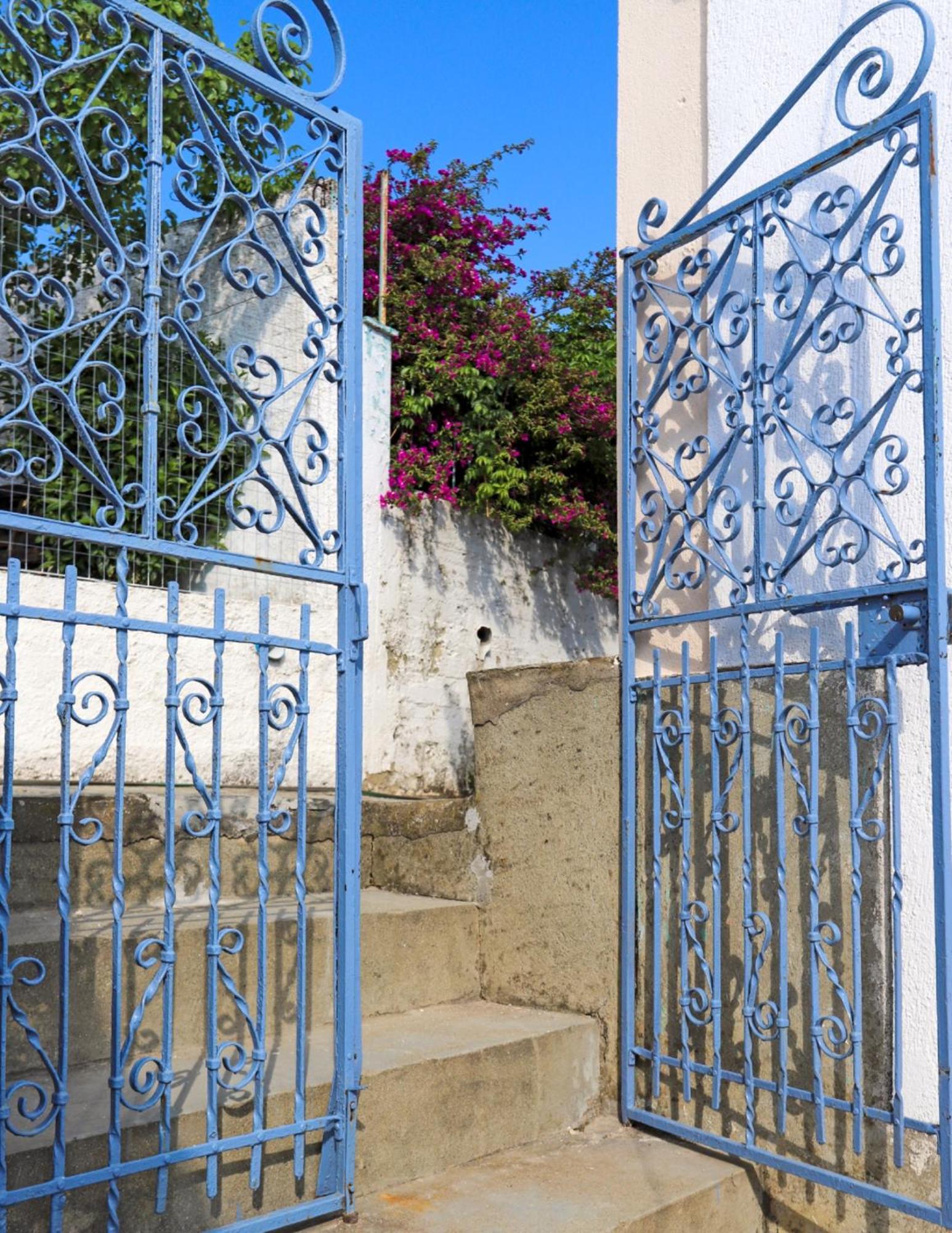 Angelinas House Hotel Glossa Bagian luar foto