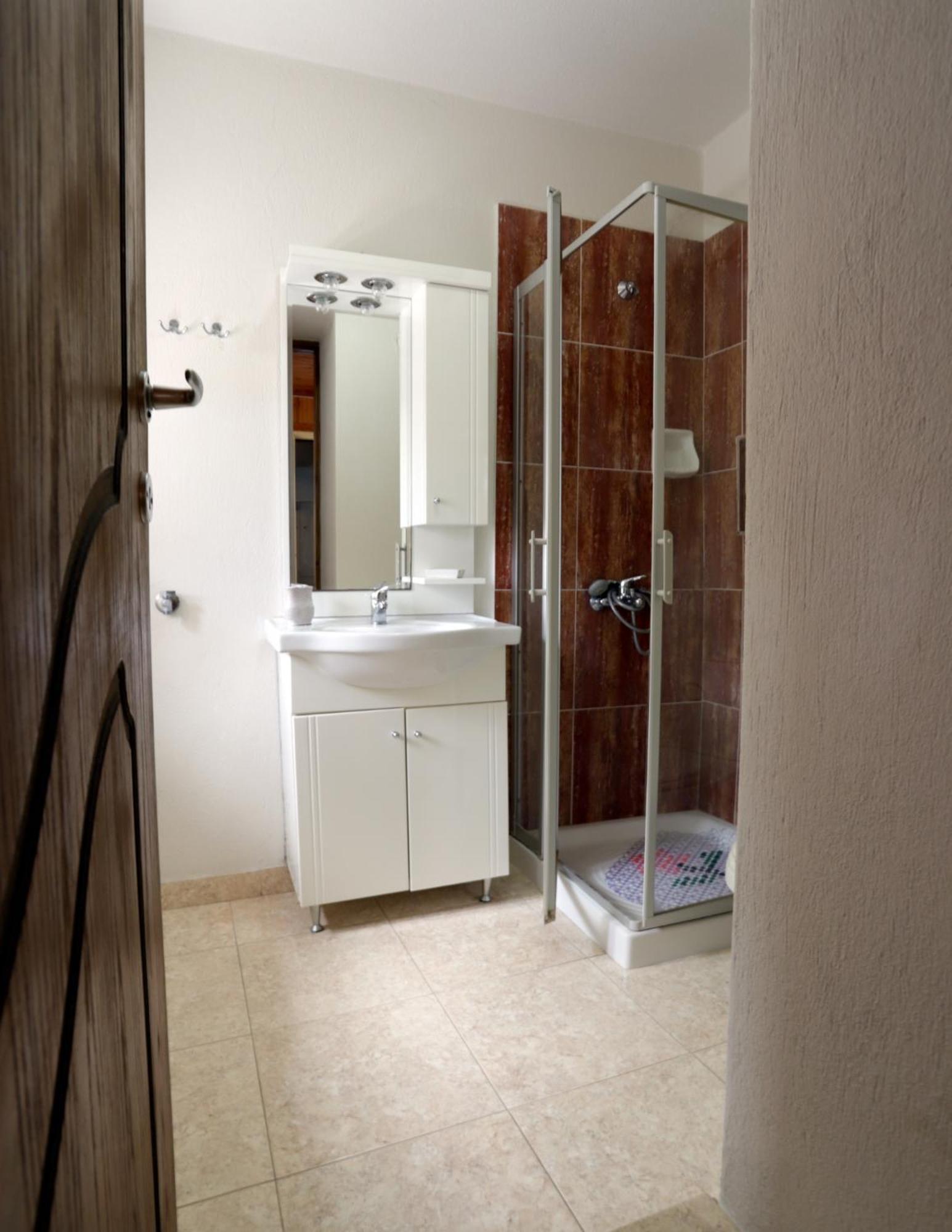 Angelinas House Hotel Glossa Bagian luar foto