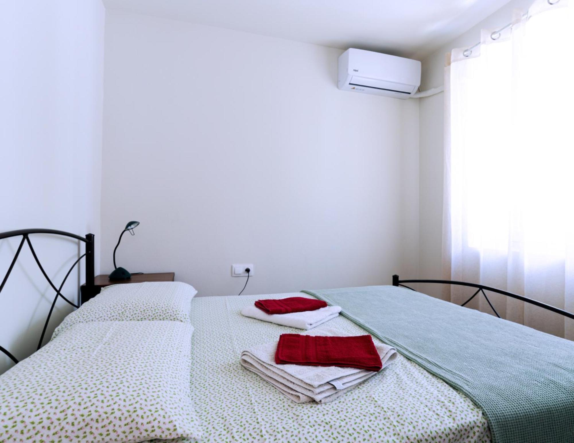 Angelinas House Hotel Glossa Bagian luar foto