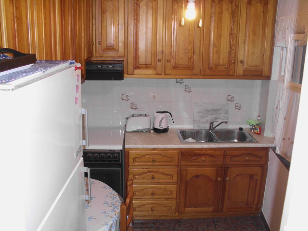 Angelinas House Hotel Glossa Bagian luar foto